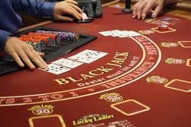 Koprok dice game interface on taipan88 showing dice roll animation and result payout